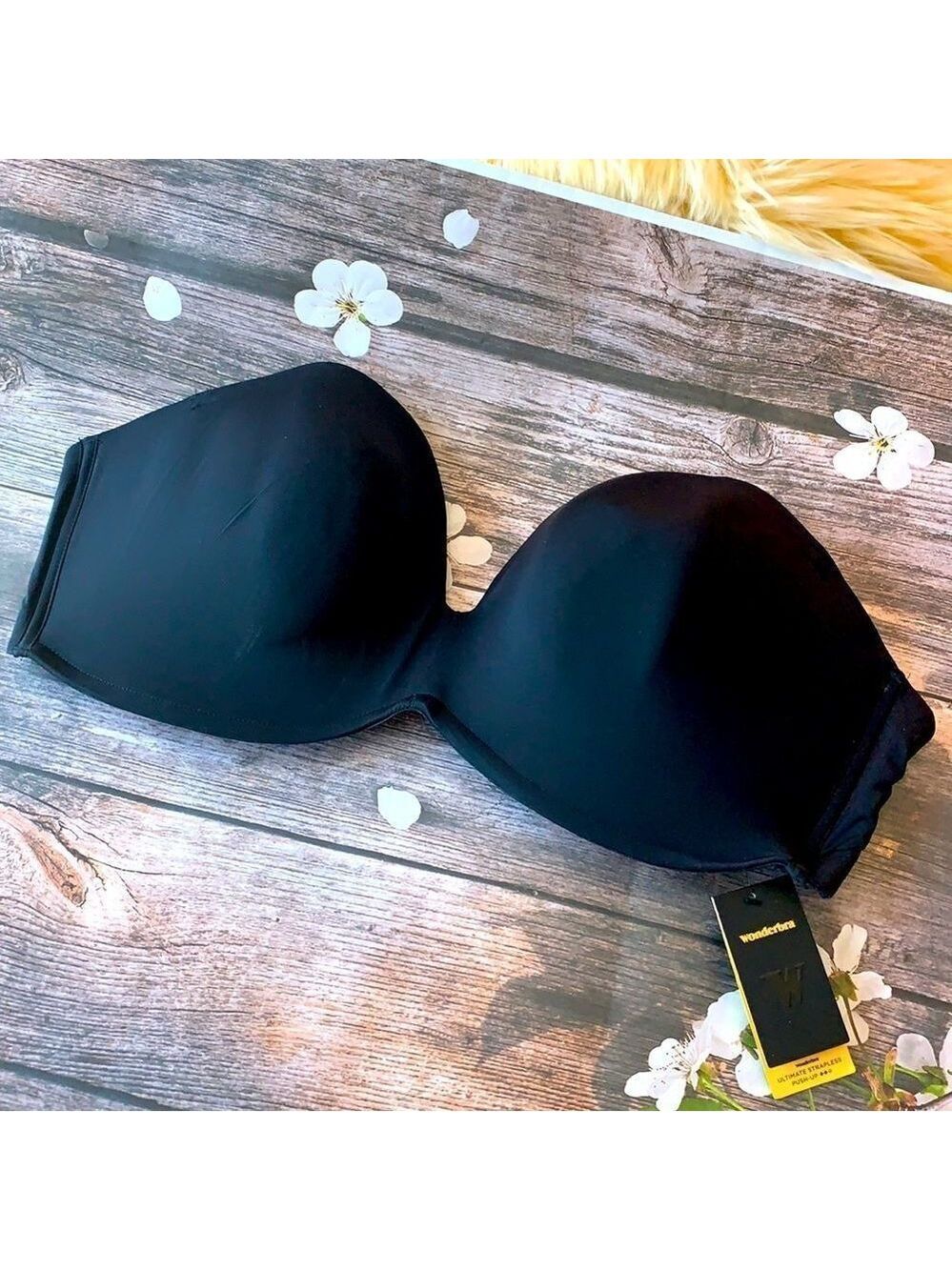 Wonder bra Ultimate Strapless Push Up Bra